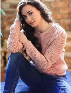 Elite escort service in Amboli for home and hotel visits